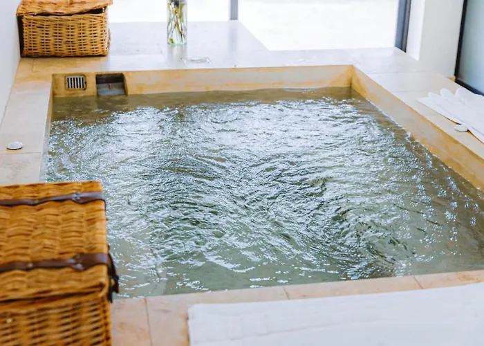 The Waves By Experience Hotel